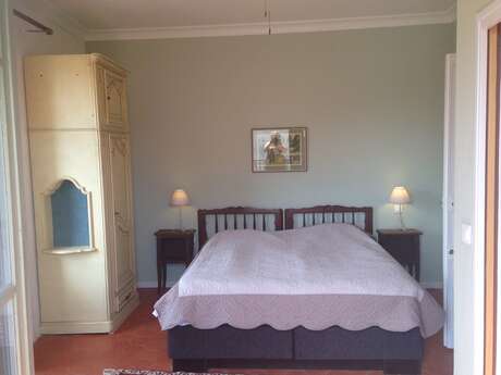 D'OC D'OR CHAMBRE D'HÔTES "SAINT CHINIAN"