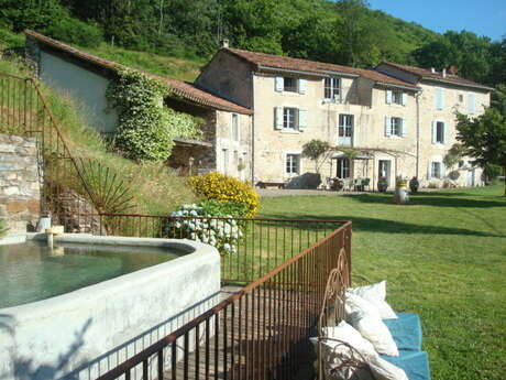 NABAT LE HAUT - LE GÎTE D’HUGO