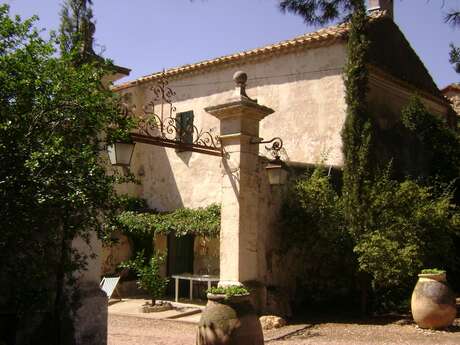 DOMAINE DE CURATIES - GÎTE