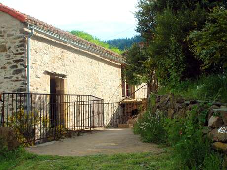 GITE DE LASCOURS - CEILHES ET ROCOZELS