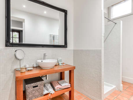 MAISON DIX CHAMBRE GRENACHE