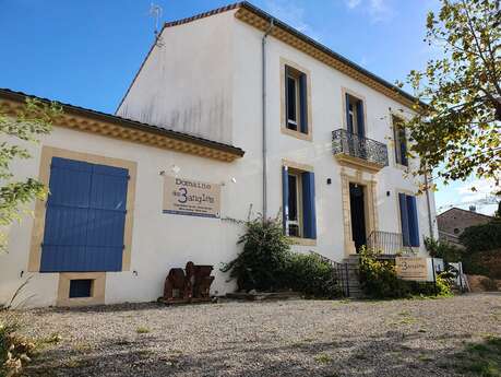 DOMAINE DES 3 ANGLES DOMAINE DES 3 ANGLES