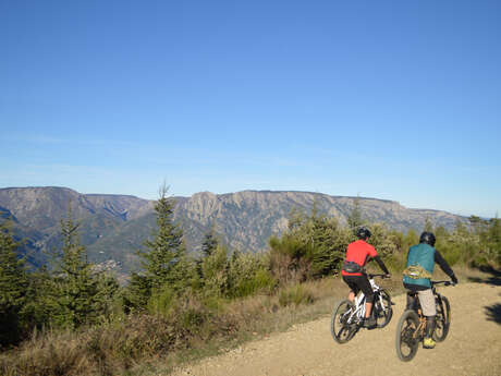 LIAISON ENDURO N°6: VIEUSSAN / NAUDECH- SITE VTT-FFC CAROUX EN HAUT LANGUEDOC