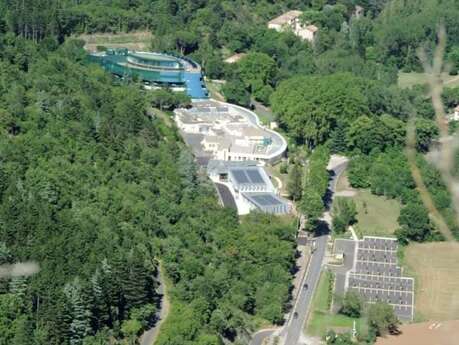 VISITE COMMENTÉE DE L'UNITÉ DE PRODUCTION ET DU LABORATOIRE DE L'EAU A AVENE