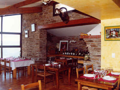 RESTAURANT AUBERGE DE COMBES