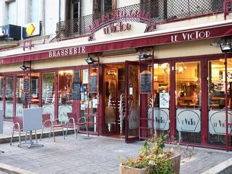 BRASSERIE LE VICTOR BRASSERIE LE VICTOR