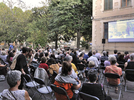 CINÉMA SOUS LES ÉTOILES