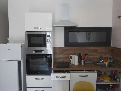 APPARTEMENT À LAMALOU LES BAINS POUR 2 PERSONNES AU CENTRE VILLE