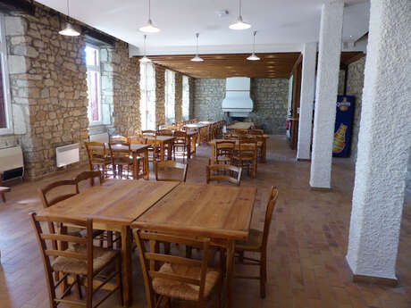 REPAS CONCERT AU RESTAURANT LE VILLAGE DES SOURCES A CEILHES