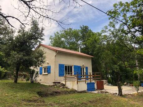 MAISON AVEC JARDIN AU COEUR DE LA NATURE