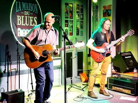 JAZZ AU CLOITRE - ACROSS THE RIVER