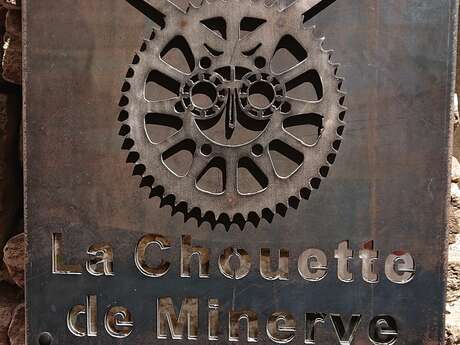 LA CHOUETTE DE MINERVE
