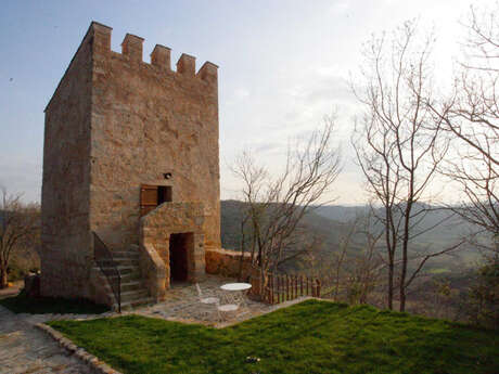 LA TOUR DU CHÂTEAU