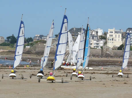 Surf School - Ecole de Voile et Char à Voile Surf School - Ecole de Voile et Char à Voile