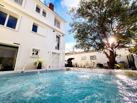 VILLA ALEKATELE BY NUITS OCEANES -  REF. 1700