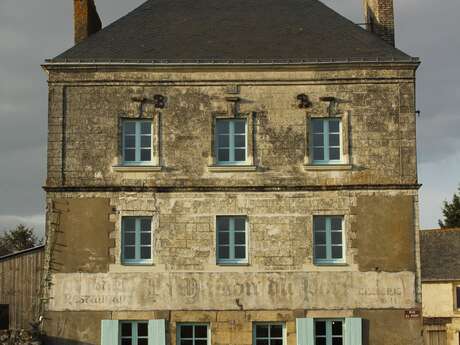 LA MAISON DU PORT