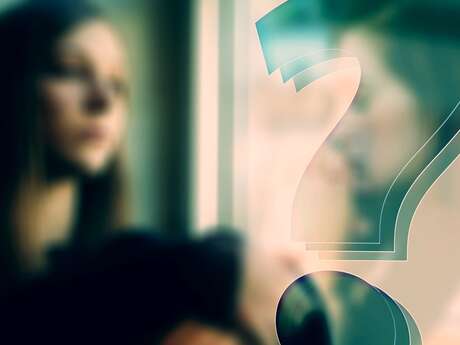 Regards croisés : ''Qui suis-je? Comment se fabrique l'identité?''