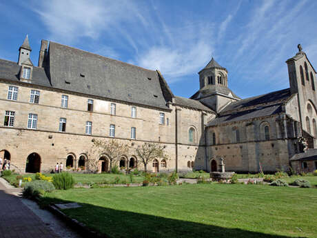 Abbaye Cistercienne d'Aubazine