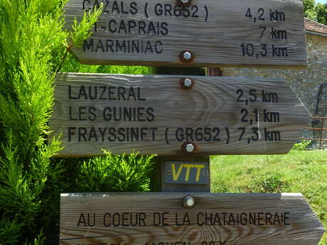 Au Coeur de la Châtaigneraie Au Coeur de la Châtaigneraie