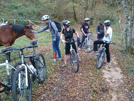 Dordogne Outdoor Experience - VTT Randonnée et Location