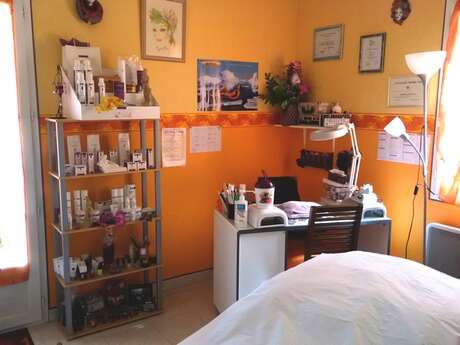 Beauté Bien-Etre Institut & SPA
Esthétique à Domicile
Mme Gaudino Nathalie Beauté Bien-Etre Institut & SPA
Esthétique à Domicile
Mme Gaudino Nathalie