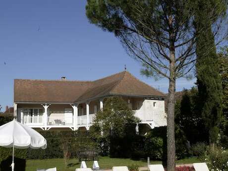 Relais Sainte Anne - Maison 8 p. avec piscine