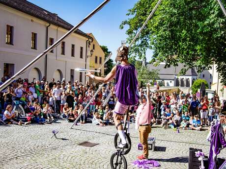 "Un début d'été à Gindou" Festival de cirque
