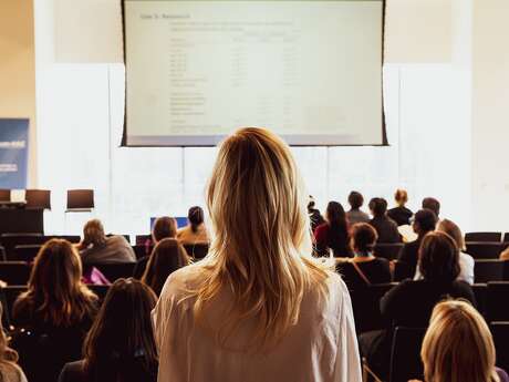 Conférence-débat :  leadership, ambition et droits des femmes