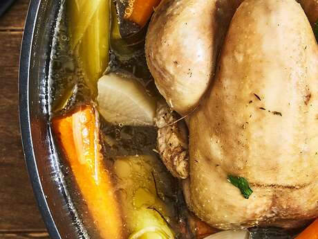 Repas "Poule au Pot" à Rampoux
