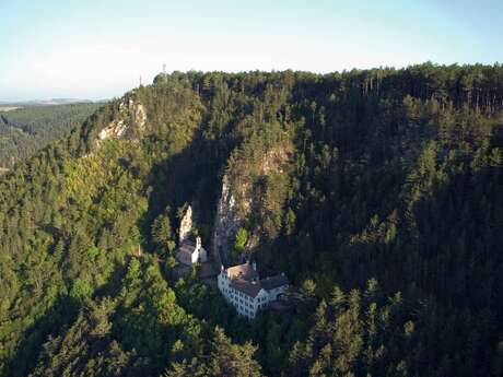 L'ERMITAGE SAINT-PRIVAT L'ERMITAGE SAINT-PRIVAT