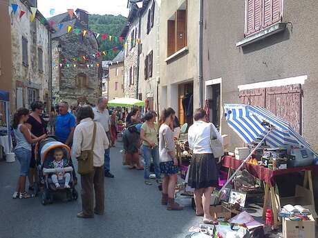 MARCHÉ NOCTURNE ET VIDE GRENIER