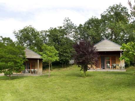 LES CHALETS DES BERGES DU BRAMONT