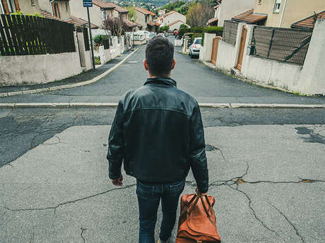 LA VIE DES AUTRES