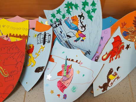 Atelier bouclier ou couronne, au Château de Morlanne