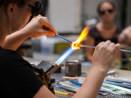 Démonstrations et initiations de verre au chalumeau avec Laetitia Andrighetto