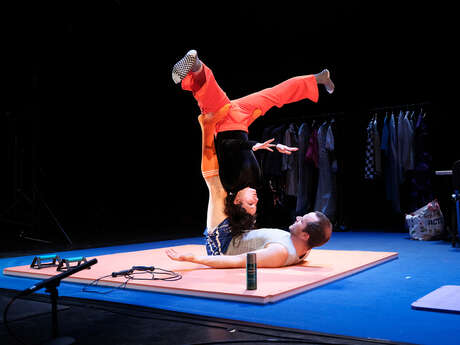 Saison culturelle - Ouverture de saison "Backstage"- La main s’affaire