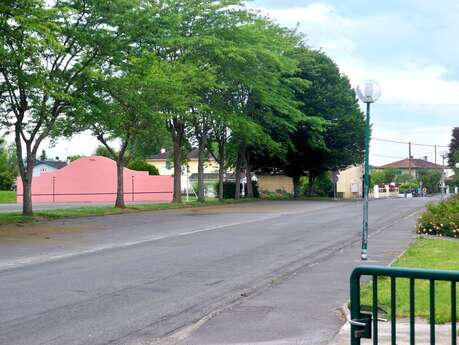 Aire de stationnement de Sauveterre-de-Béarn