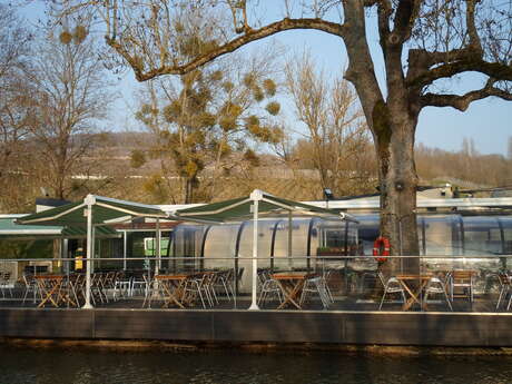 Restaurant "Le Moulin Carré"