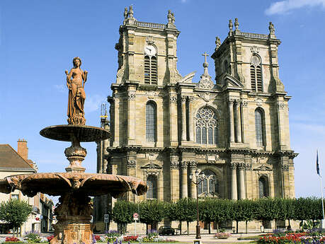 Collégiale Notre Dame de Vitry-le-François Collégiale Notre Dame de Vitry-le-François