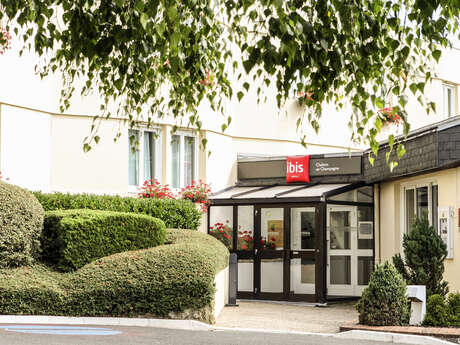 Hôtel-Restaurant "Ibis Châlons-en-Champagne" Hôtel-Restaurant "Ibis Châlons-en-Champagne"
