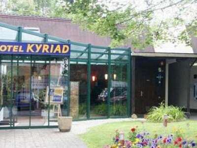 Hôtel-Restaurant Kyriad Reims Est - Parc des Expositions Hôtel-Restaurant Kyriad Reims Est - Parc des Expositions
