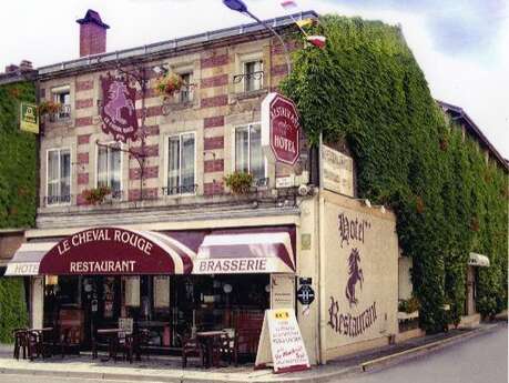 Le Cheval Rouge Le Cheval Rouge