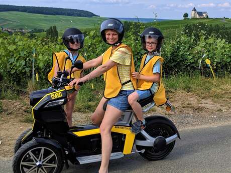 Planet Explora - Jeu d'exploration en scooter électrique Planet Explora - Jeu d'exploration en scooter électrique