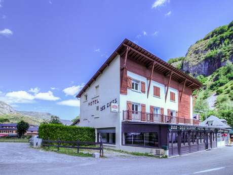 HOTEL DES CIMES HOTEL DES CIMES