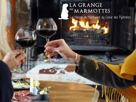 HOTEL-RESTAURANT LA GRANGE AUX MARMOTTES HOTEL-RESTAURANT LA GRANGE AUX MARMOTTES