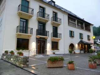 HOTEL LA BRECHE DE ROLAND HOTEL LA BRECHE DE ROLAND