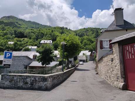 DES GRANGES DE LIAS À SOULAN DES GRANGES DE LIAS À SOULAN