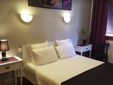 HOTEL LES GLYCINES