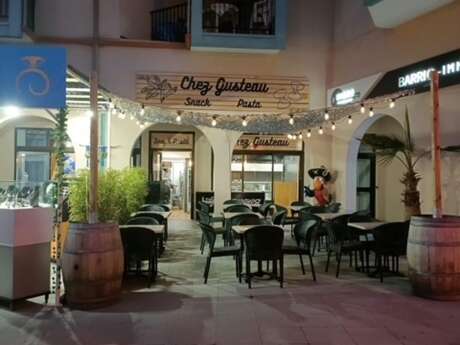 CHEZ GUSTEAU