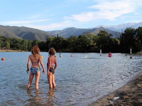 PLAGE PUBLIQUE DU LAC DES ESCOUMES